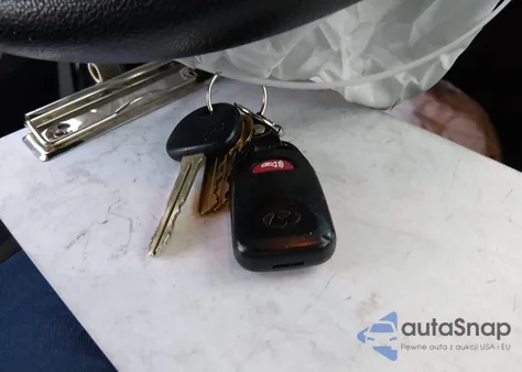 2020 Hyundai Elantra Se z USA, uszkodzony, nr VIN 5NPD74LF5LH499051